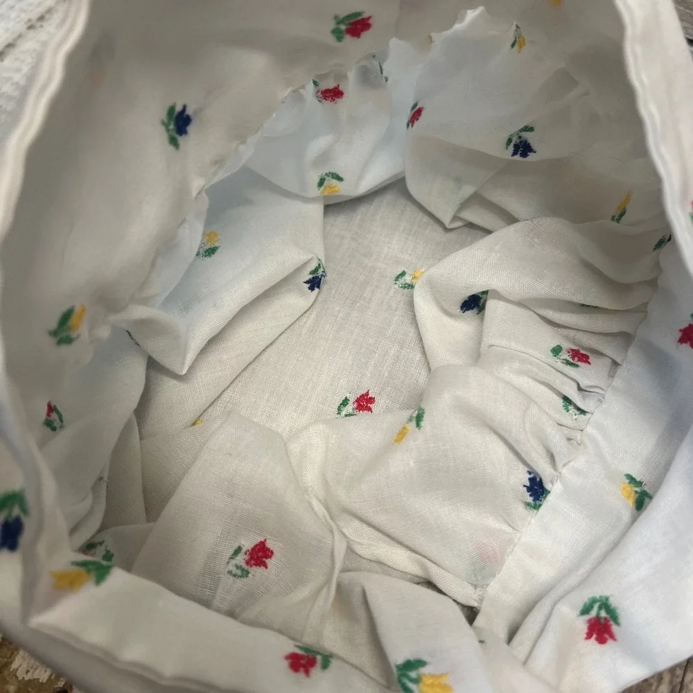 Vintage‎ White cotton Floral Embroidered Bonnet Prairie Pioneer Sun Hat OS